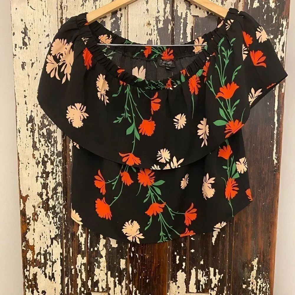 EUC floral off the shoulder Topshop. US 6